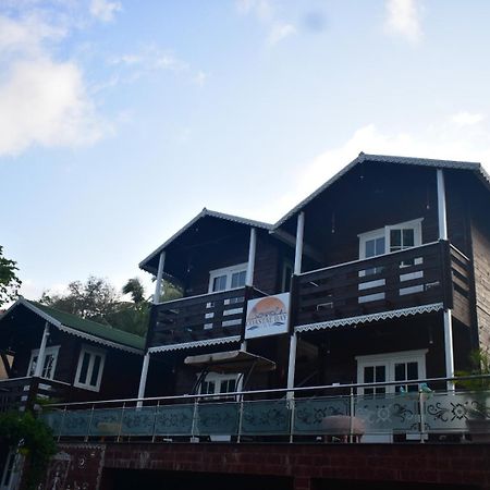 Coastal Bay Inn Alībāg Zewnętrze zdjęcie