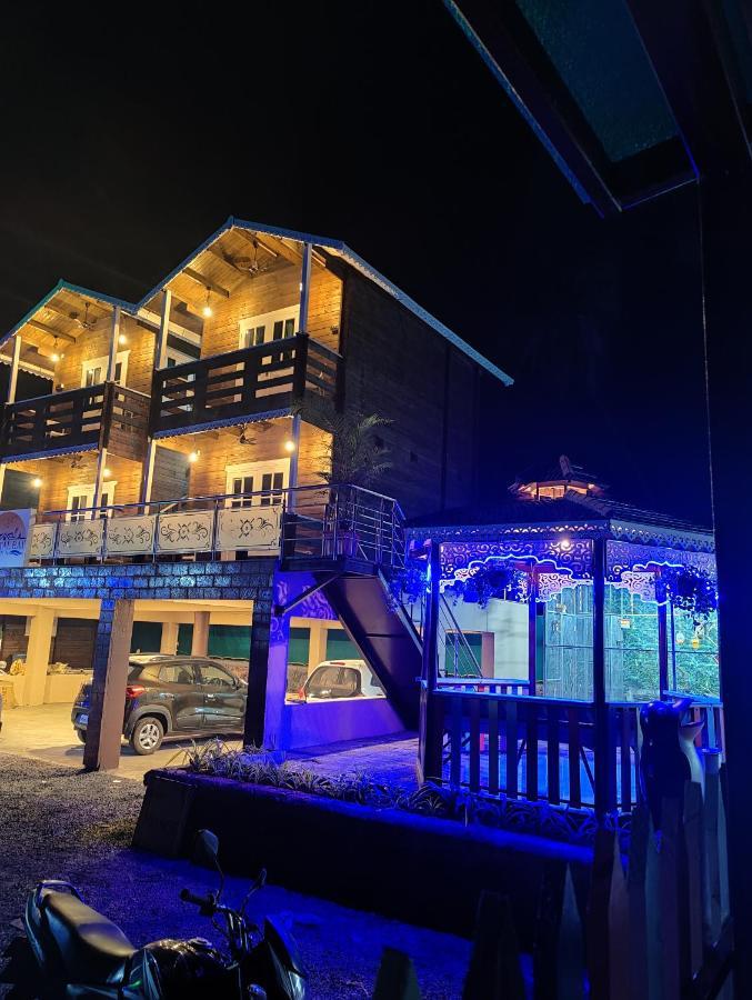 Coastal Bay Inn Alībāg Zewnętrze zdjęcie