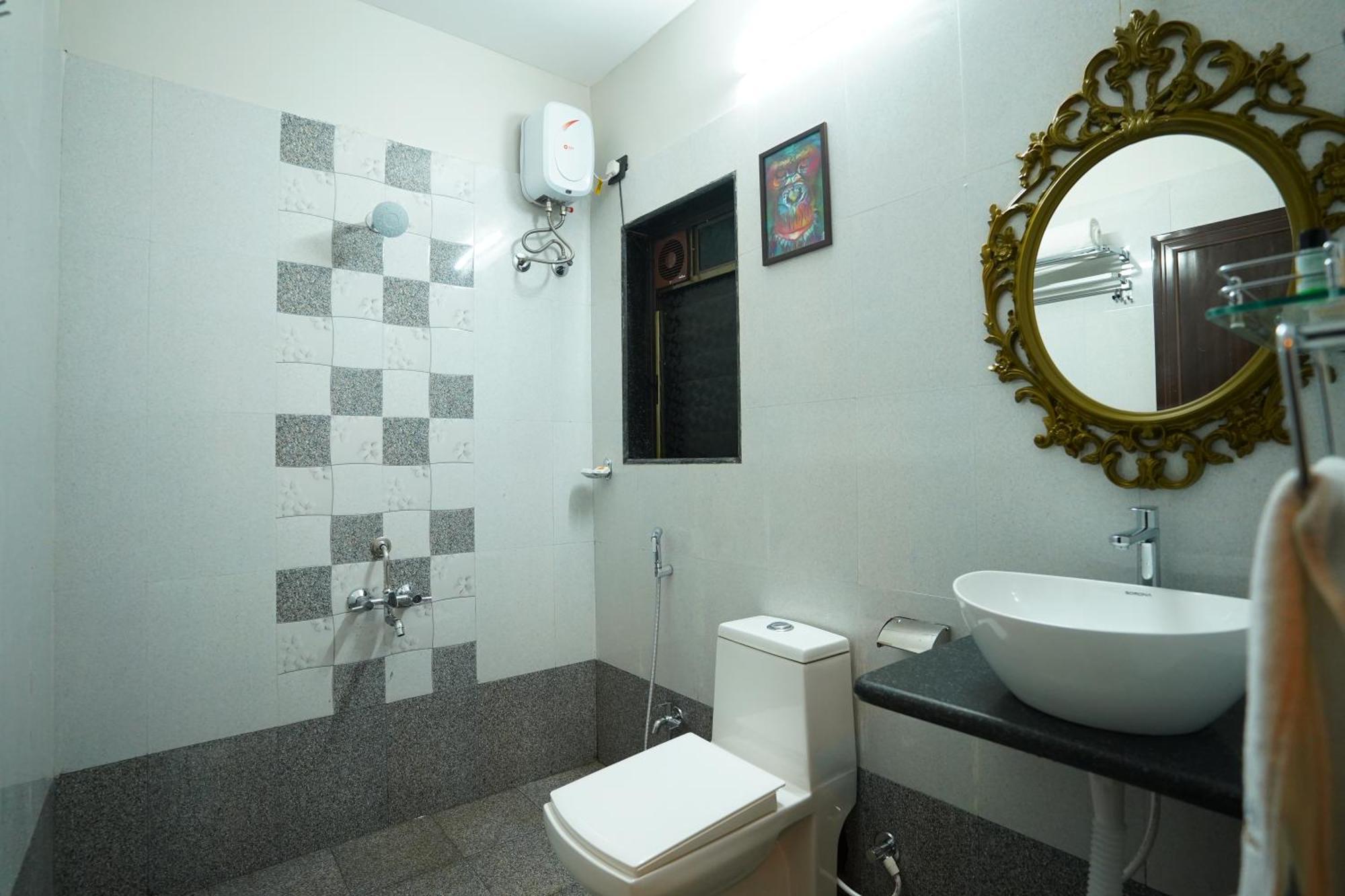 Coastal Bay Inn Alībāg Zewnętrze zdjęcie