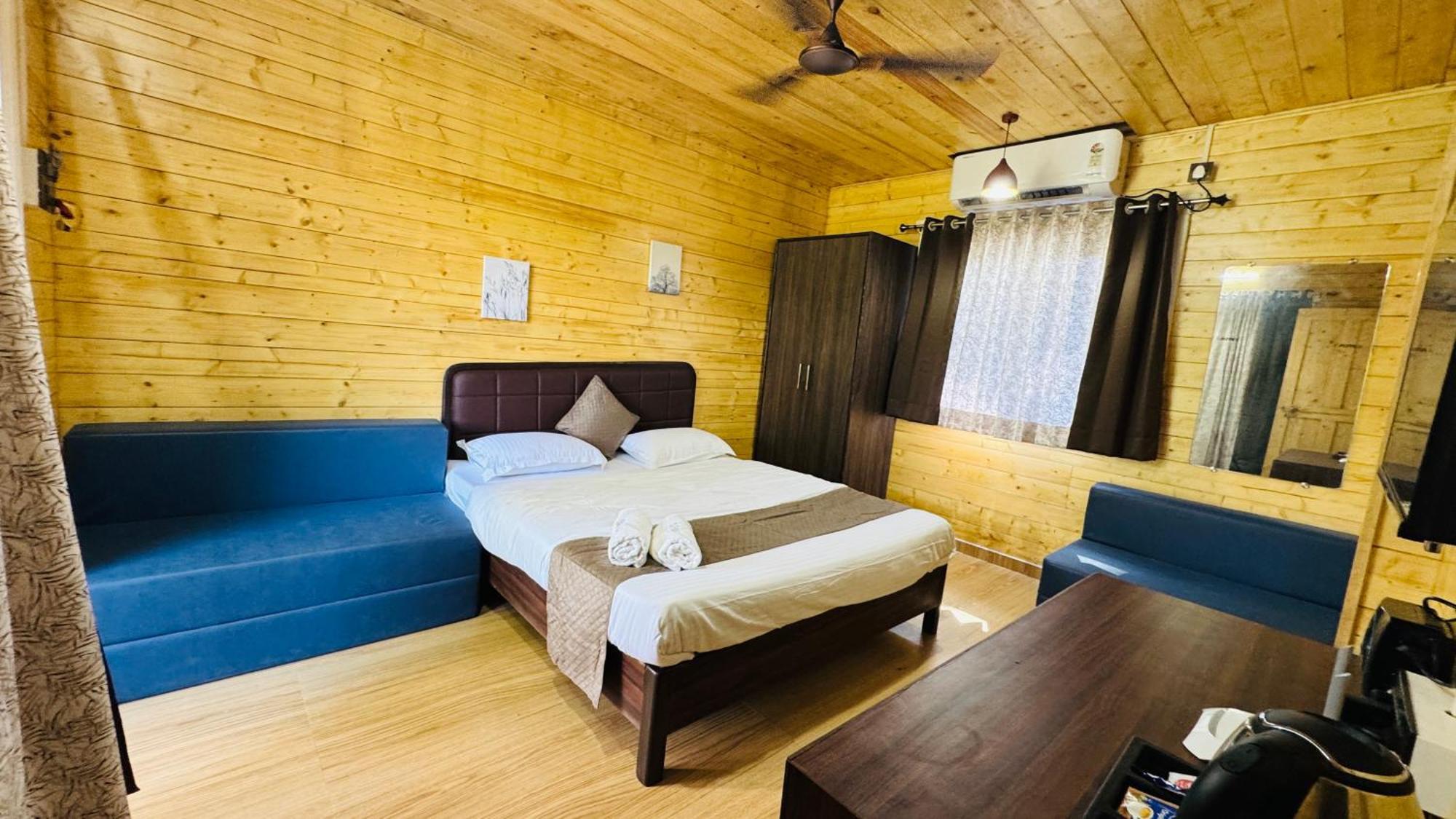 Coastal Bay Inn Alībāg Zewnętrze zdjęcie